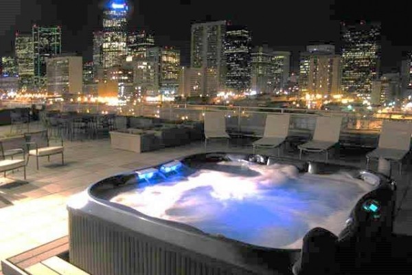 [Image: Book Online! Rooftop Deck Overlooking Coors Field with Hot Tub! Stay Alfred Pl2]