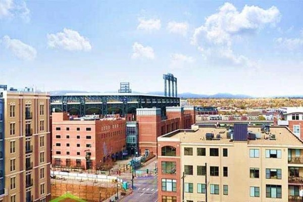 [Image: Book Online! Rooftop Deck Overlooking Coors Field with Hot Tub! Stay Alfred Pl2]