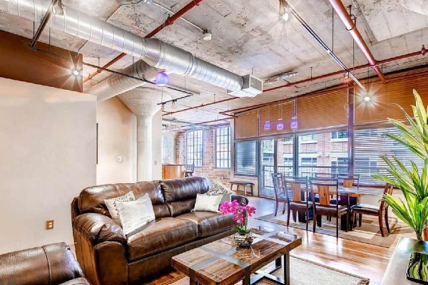 [Image: Executive* Penthouse Loft Downtown Denver Walking Distance to Everything!]