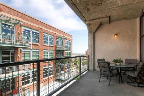 [Image: Executive* Penthouse Loft Downtown Denver Walking Distance to Everything!]