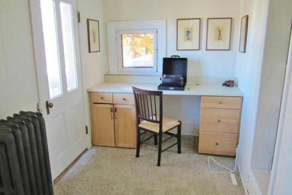 [Image: New Listing! Bright &amp; Sunny 1BR Apartment - Great Location Near Cheesman Park]