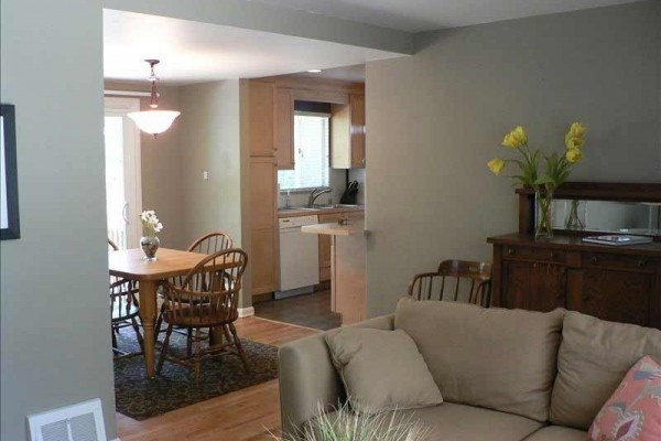 [Image: Southeast Denver Cozy, Private, 4 Bedroom Retreat with Wifi]