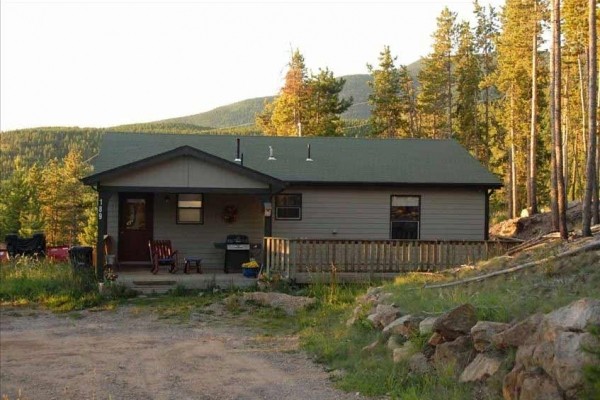 [Image: Wilderness Cabin on the Canyon - Love the Cool Mtn Summer Nights]