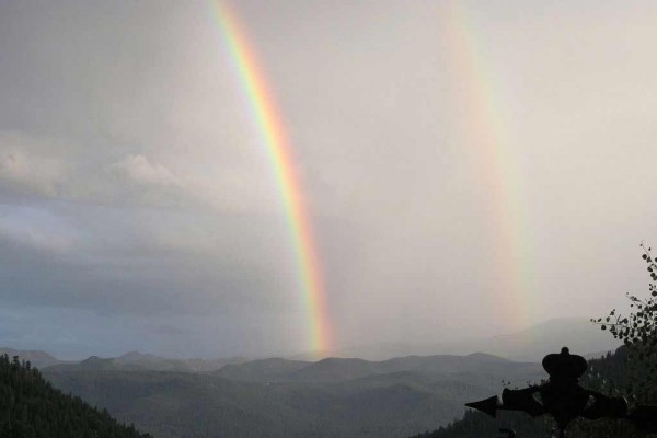 [Image: Colorado Mountain Lodge!]