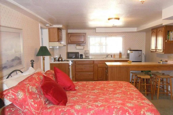 [Image: Get Away to the Rocky Mountains in the Heart of Evergreen. Stay in 1 of 7 Suites]
