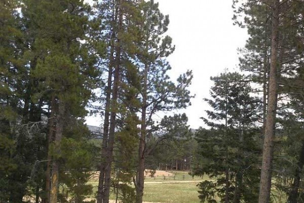 [Image: Rocky Mtn 35+ Acre Ranch Lodge House, Hiking, Horses and Cows &amp; Lots of Fun]