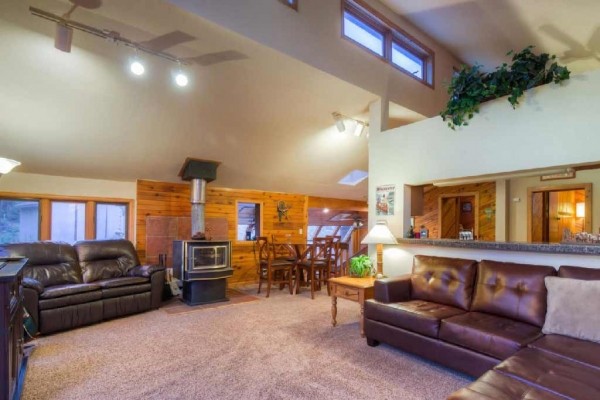 [Image: 5 Star Gem!, Private, Western Lodge in Coal Creek Canyon,Boulder,Golden,Skiing]