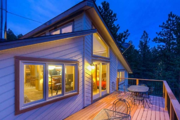 [Image: 5 Star Gem!, Private, Western Lodge in Coal Creek Canyon,Boulder,Golden,Skiing]