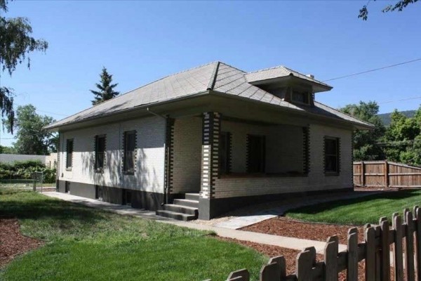 [Image: Historic Glazed Brick House in Downtown Golden]