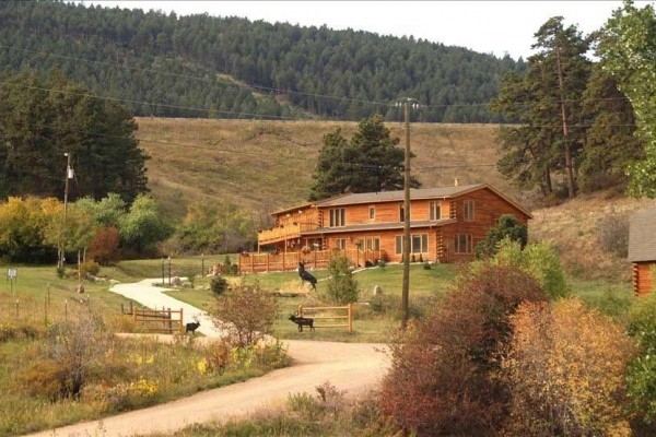 [Image: Spectacular, Log Lodge Nestled in the Foothills, Golden, Co]