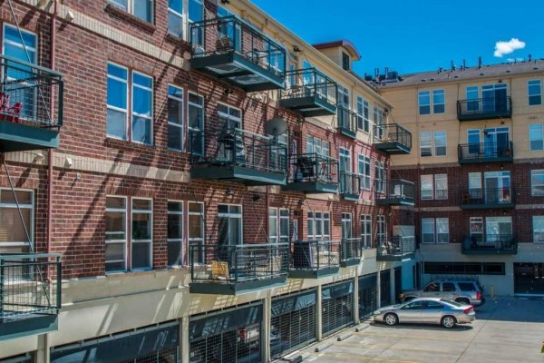 [Image: Spectacular Loft 2 Bed 2 Full Bath]