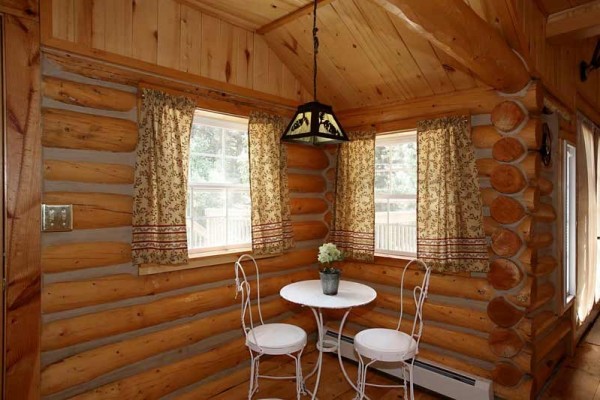 [Image: Rustic Cabin with 5 Star Amenities on Elk Creek]