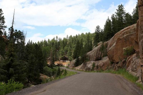 [Image: Rustic Cabin with 5 Star Amenities on Elk Creek]