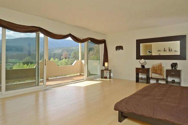 [Image: Contemporary Colorado Mountain Home with the Best View]