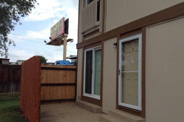 [Image: Beautiful Home Near Downtown Denver]