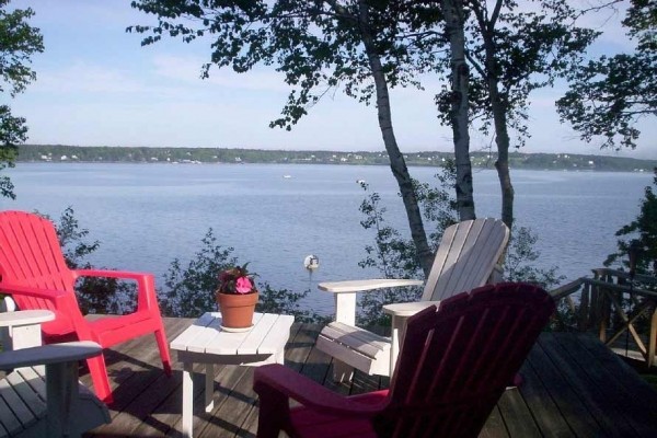 [Image: Waterfront Cottage-Panoramic Views of Harpswell Sound-Some Weeks Available]