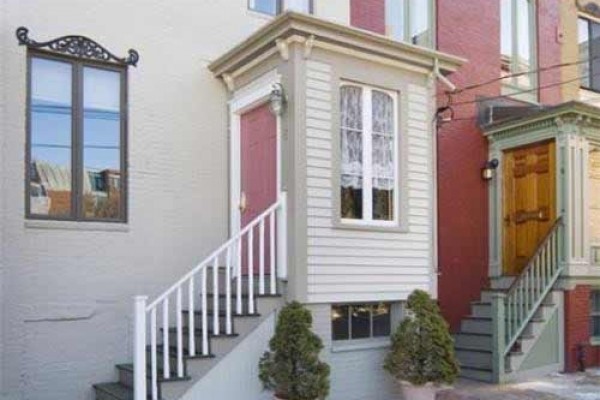 [Image: Portland West End Victorian Townhouse - Steps to Old Port/Waterfront!]