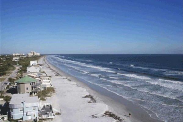 [Image: Fabulous View ~ Direct Oceanfront Condo, New Smyrna Beach 2/2]