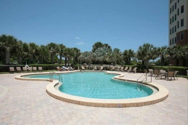 [Image: Escape to Tropical Paradise in My Luxury New Smyrna 4 BR Condo]