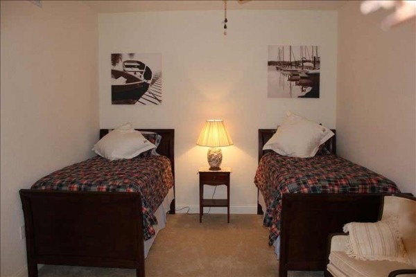 [Image: Luxury Condo in Minorca - Corner Unit - Internet and Cable TV.]