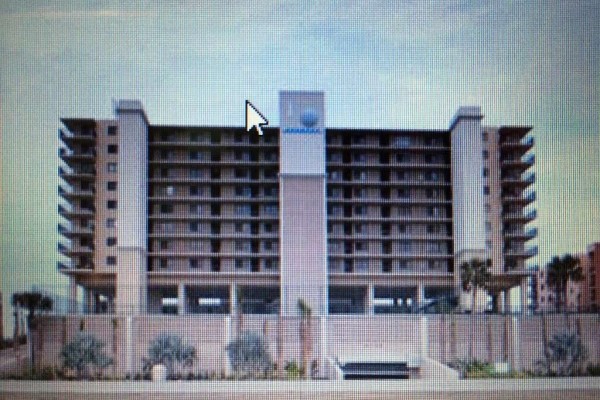 [Image: Family Owned, Large 3 Bedroom/2 Bath Condo on New Smyrna Beach]