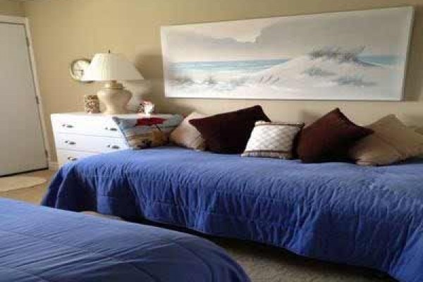 [Image: 2/2 Direct Oceanfront Special, Open August 16-30 Now! No Drive Beach!]