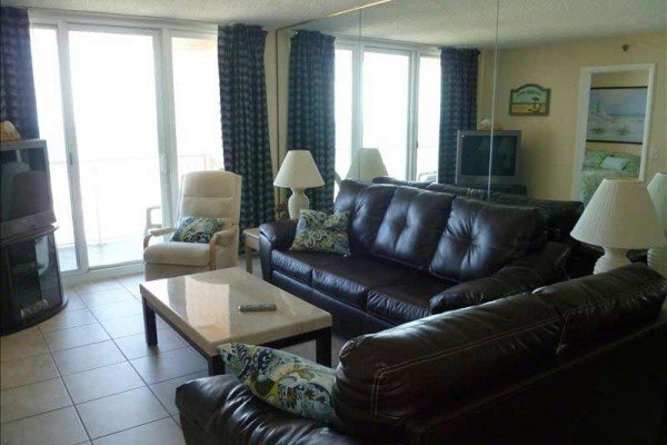 [Image: Breathtaking Oceanfront Condo - New 50' Flat Screen!]