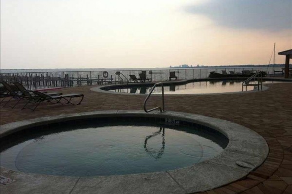 [Image: Newly Furnished Waterfront Luxury Condo at Harbour Pointe!!!]