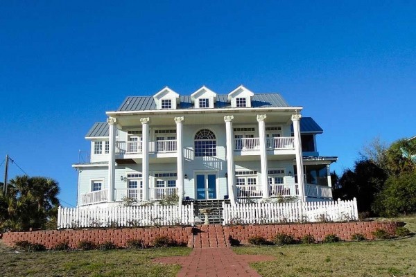 [Image: One of a Kind - Gulf Front and Lagoon Front - Water Views from Every Room]