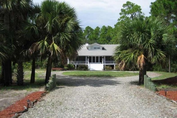[Image: Historic Tidewater Home with Gulf View]