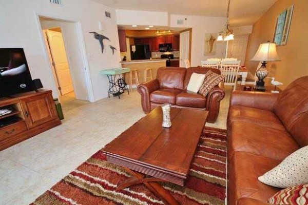 [Image: Beautiful 2 Bedrooms and 2 Bathrooms. Close Beach Access for Your Fl Vacation!]