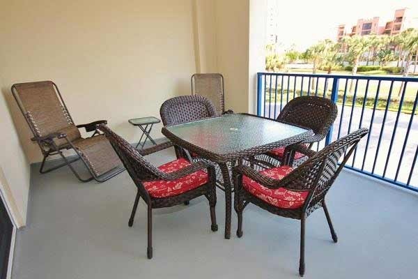 [Image: Beautiful 2 Bedrooms and 2 Bathrooms. Close Beach Access for Your Fl Vacation!]