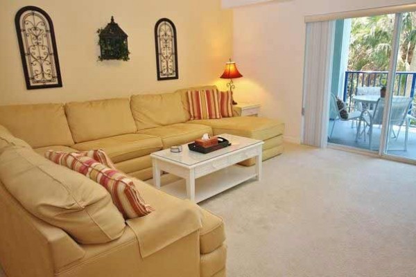 [Image: Just Listed! Holiday Break at Beautiful 3/2 Unit at Oceanwalk!]