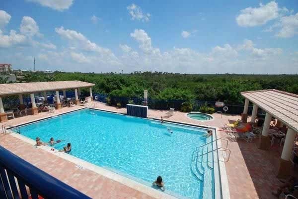 [Image: Bird Watchers Paradise 3BR/2BA Oceanwalk 16-203 Hottub, Bikes]