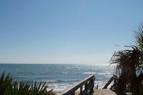 [Image: Oceanwalk Condominium Resort in New Smyrna Beach]