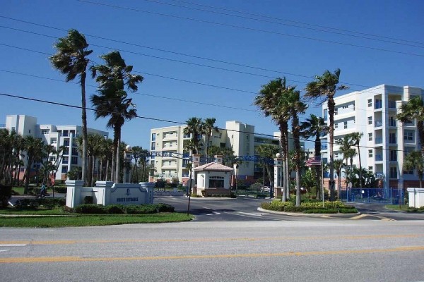 [Image: Ocean &amp; Nature Views, Oceanwalk Treetop Condo Offers Privacy, Wifi]