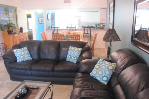 [Image: Location! Ocean View 2BR/2BA Building 1 Sleeps 6-8]