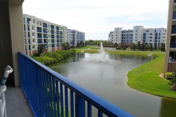 [Image: Beautiful Luxury Condo Across the Street from the Beach]