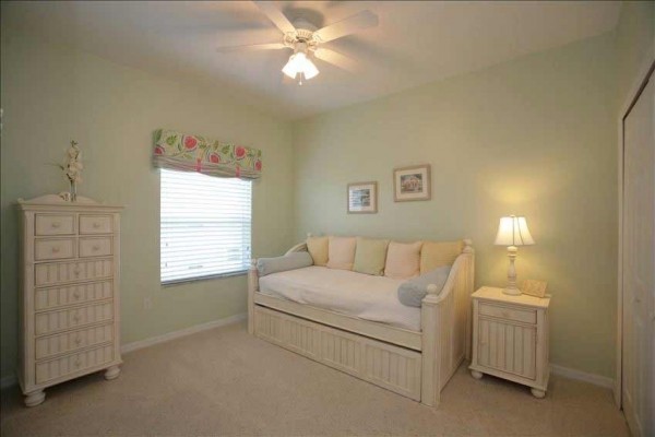 [Image: Beautiful Seaside Condo with Sunshine, Surf &amp; Seashells!]