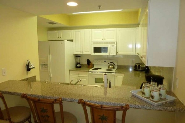 [Image: Wow! Oceanwalk 3 Bedroom 2 Bath Luxury Condo from $1800 a Month]