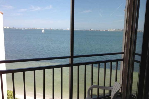 [Image: Isla Del Sol, La Puerta Del Sol, Waterfront 2BR, 2BA]