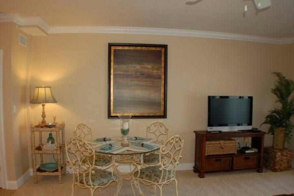 [Image: Paradise Shores 304: 1 BR / 2 BA Condo in Mexico Beach, Sleeps 4]