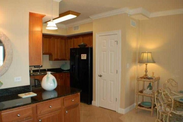 [Image: Paradise Shores 304: 1 BR / 2 BA Condo in Mexico Beach, Sleeps 4]