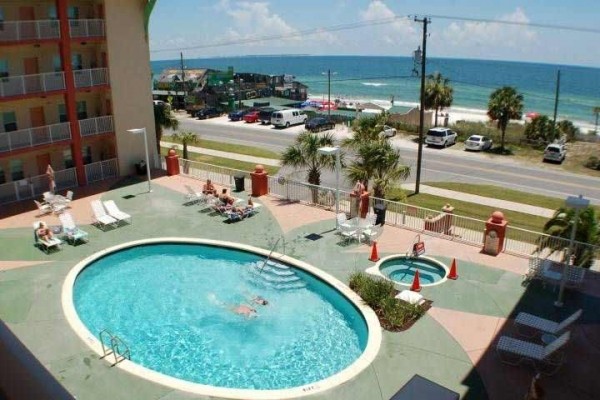 [Image: Paradise Shores 304: 1 BR / 2 BA Condo in Mexico Beach, Sleeps 4]