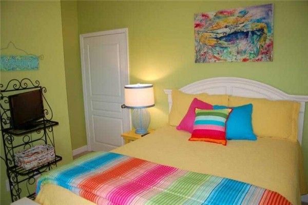 [Image: Waterside Condo 301: 2 BR / 2 BA Condo in Mexico Beach, Sleeps 4]