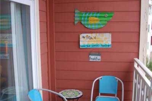 [Image: Waterside Condo 301: 2 BR / 2 BA Condo in Mexico Beach, Sleeps 4]