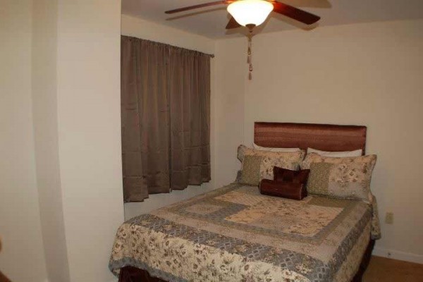 [Image: 2 Bedroom 2 Bathroom Gulf View Condo - Cmb 3l]