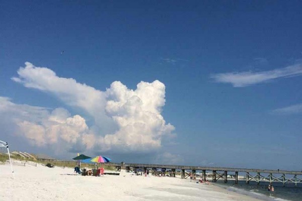 [Image: Beautiful White Sand Beach, Gulf Deep Sea Fishing]