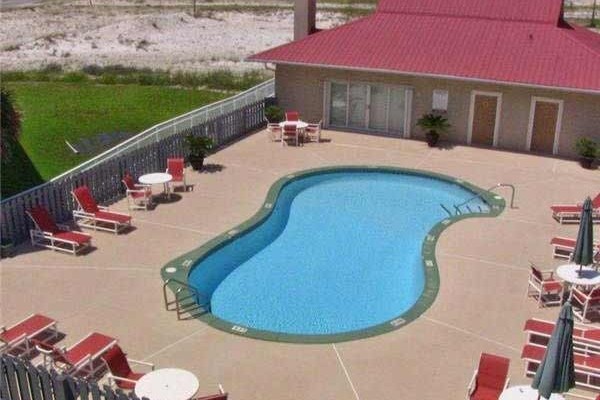 [Image: Unit 331 Sunset Harbour in Navarre Beach! Super Summer Savings!]