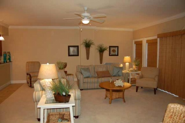 [Image: 3 Bedrooms 3 Baths Gulf View Condo]